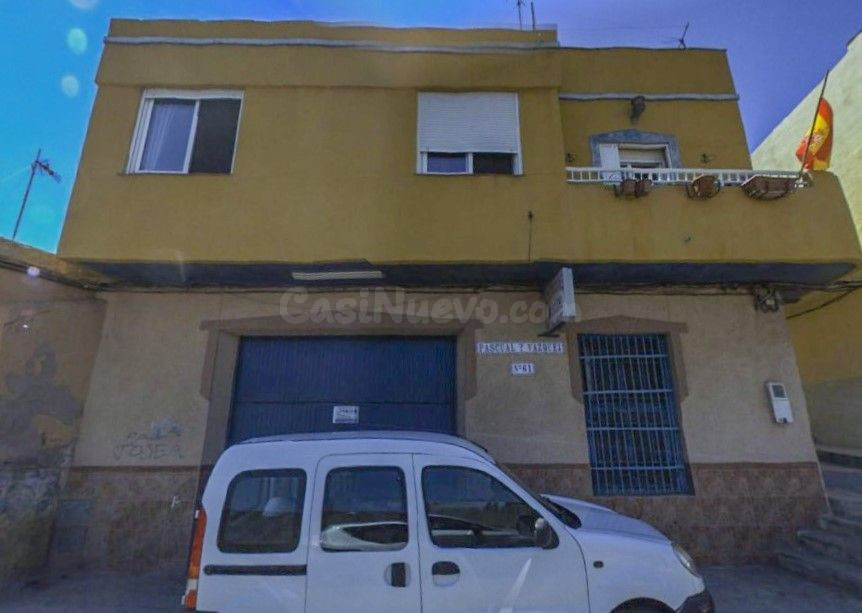 Se vende Casa Adosada OKUPADA en San Isidro (Barrio Santa Lucia) Nº 1 Cartagena (Murcia).
