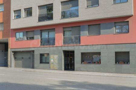 Se vende Piso OKUPADO en Ctra Barcelona 281 Sabadell (Barcel - foto 4