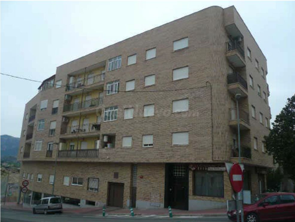 Se vende Piso OKUPADO en De Blanca SN Abarán, (Murcia). - foto 2