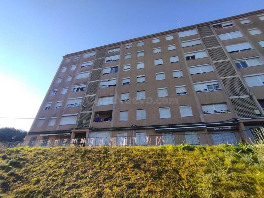 Se vende Piso OKUPADO en El Pinar 4 Rubí, (Barcelona).