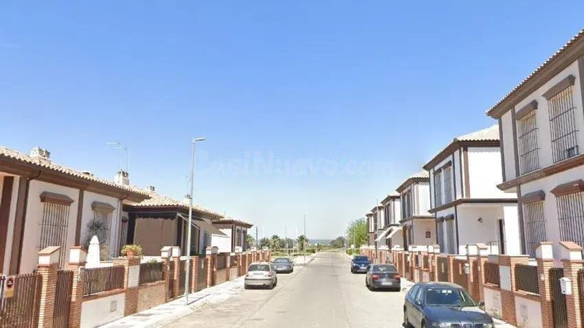 SE VENDE PISO OKUPDO en Calle CL CANTILLANA Nº 7 Alcalá del  - foto 2