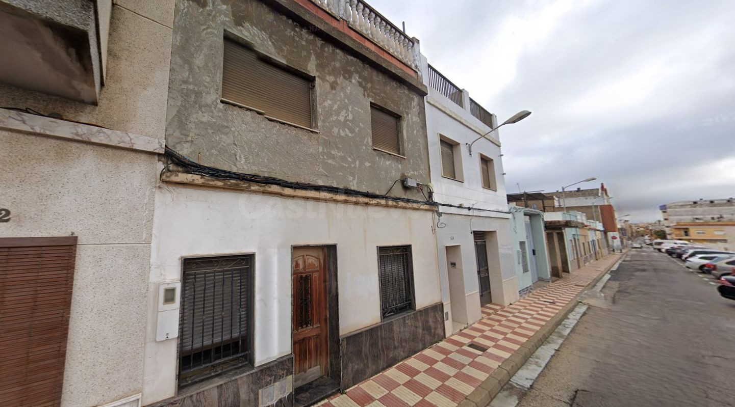Se vende Piso OKUPADO en Sant Pere 150 Tavernes de la Valldigna, (Valencia/València).