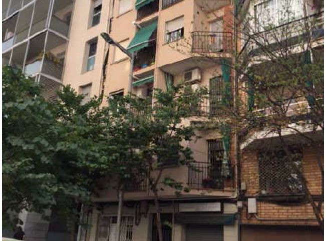 Se vende Casa Adosada OKUPADA en Moli 106 Barcelona, (Barcel - foto 2