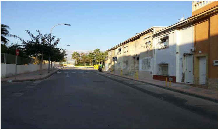 Se vende Casa Adosada OKUPADA en Bartolome Sportono 13 Carta - foto 2