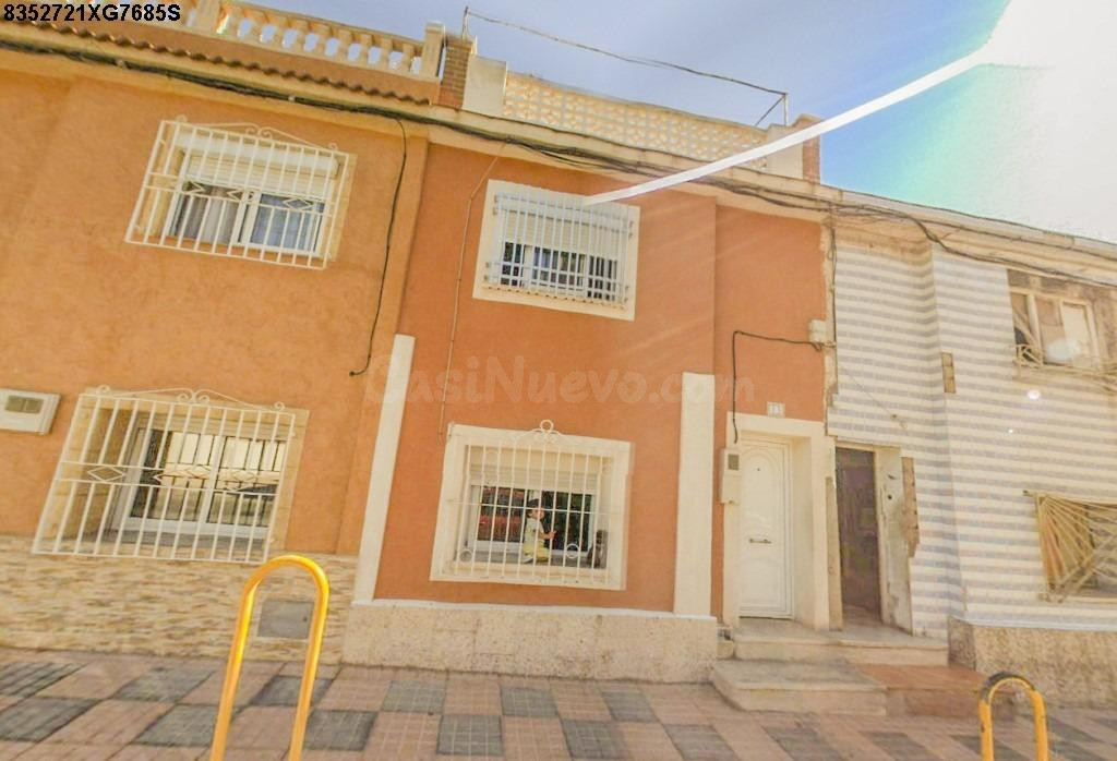 Se vende Casa Adosada OKUPADA en Bartolome Sportono 13 Carta - foto 5