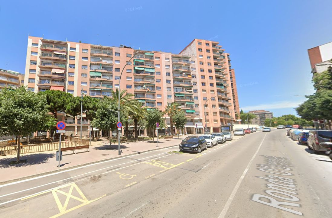 Se vende Piso OKUPADO en Ronda O´Donell 89 Mataró, (Barcelona).