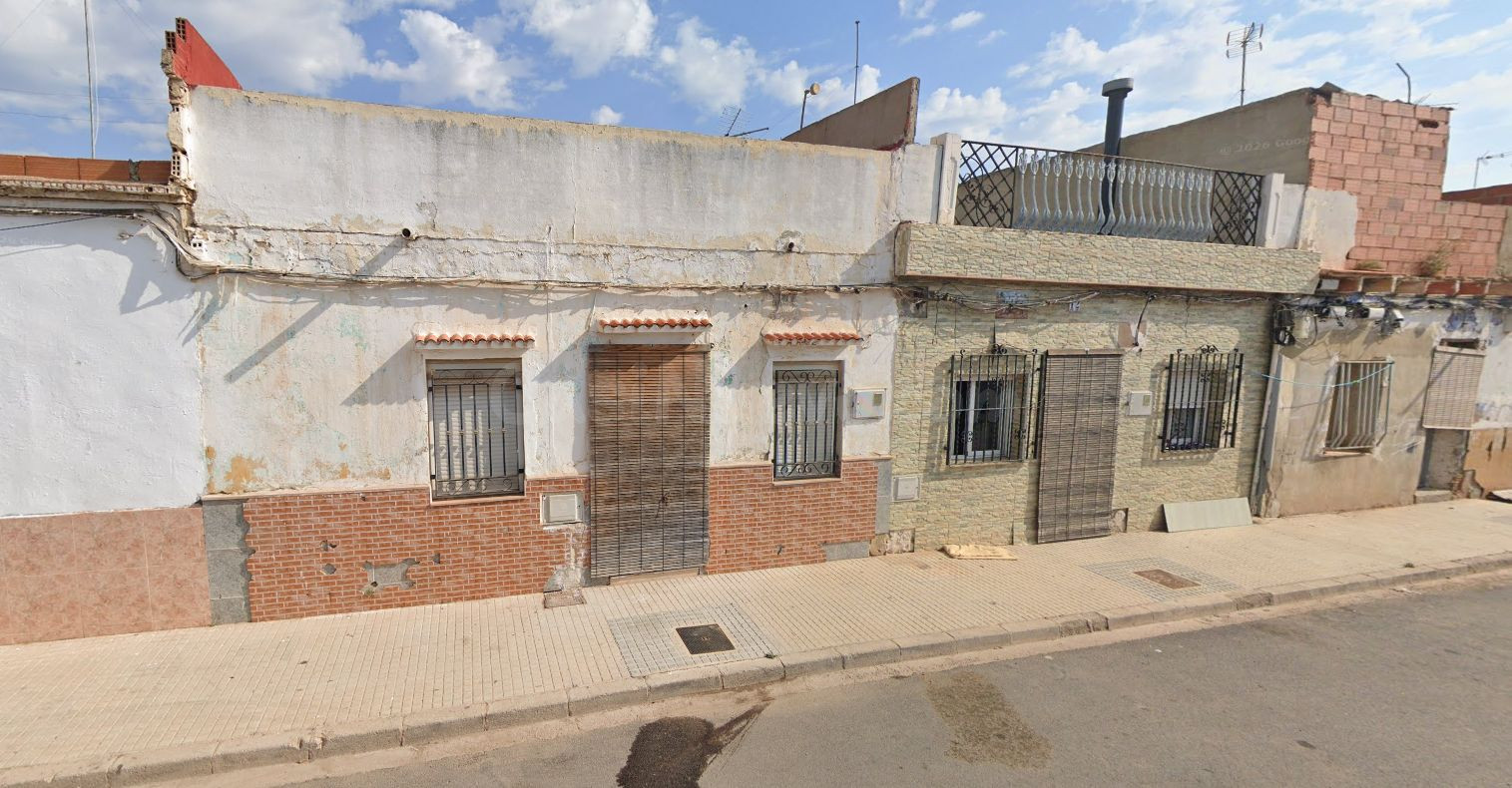 Se vende casa Adosada OKUPADA en Ermita 14 Carlet, (Valencia - foto 3