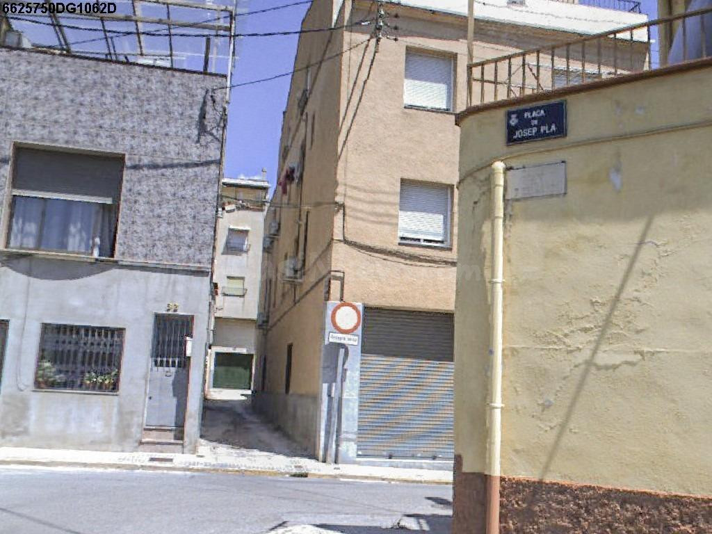 Se vende Casa Adosada OKUPADA en D'El Carrer Estret 10 Terra - foto 4