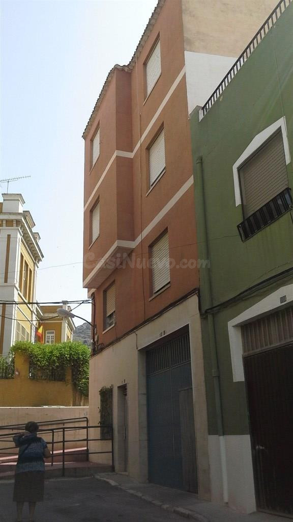 Se vende Piso OKUPADO en Del Pintor Sorolla 3 Villena, (Alic - foto 4