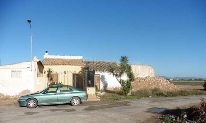 Se vende Casa Adosada OKUPADA en Los Castillos (Jimenado) 79 - foto 2