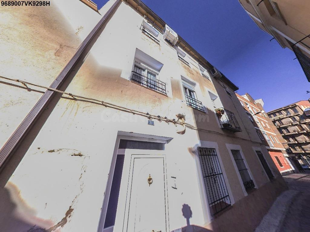 Se vende Piso OKUPADO en Pozo Ojicos 10 Tarancón, (Cuenca).
