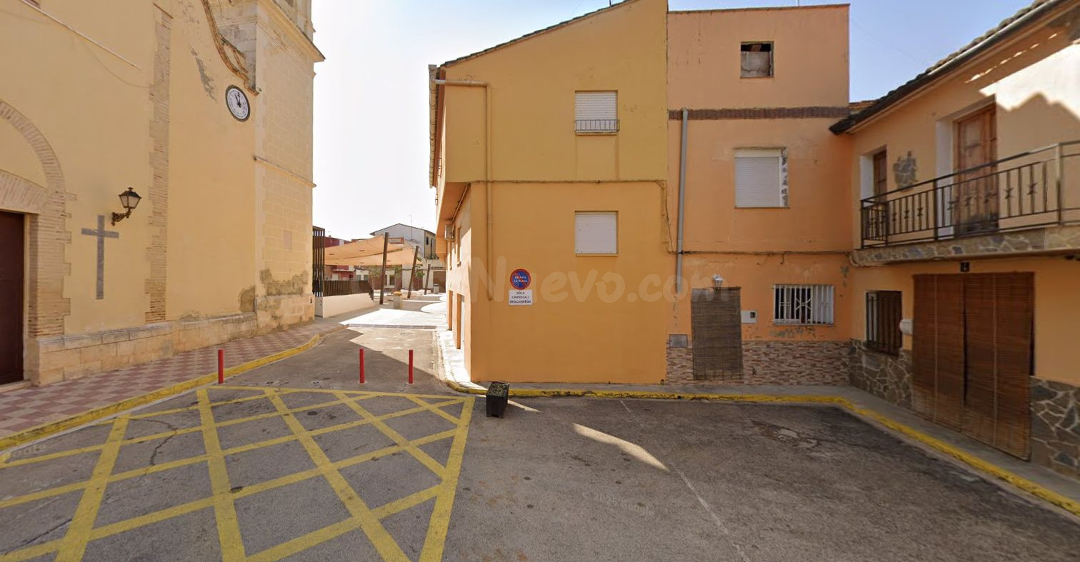 Se vende Casa Adosada OKUPADA en Plaza Iglesia 3 Senyera, (V - foto 2