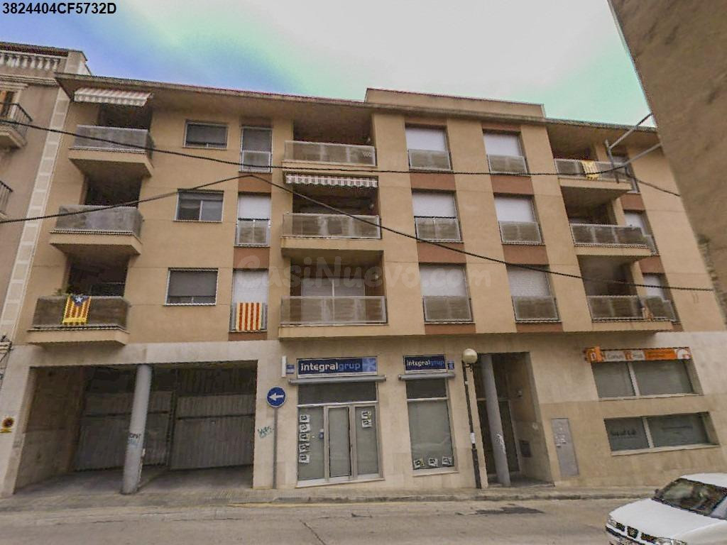 Se vende Local OKUPADO en Bisbe Palau 21 Valls, (Tarragona).