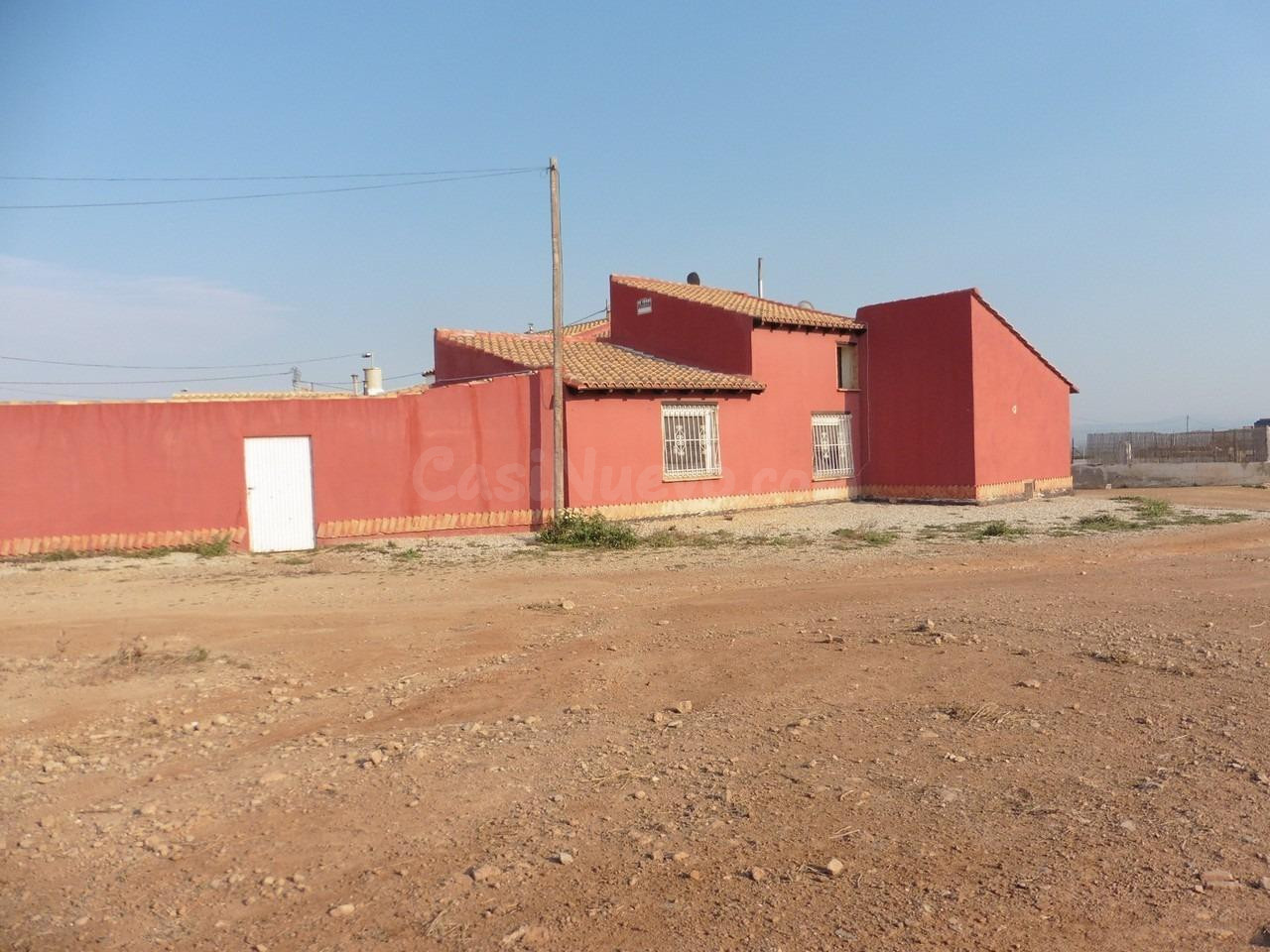 Se vende casa Adosada OKUPADA en Montevideo 1 Fuente Álamo de Murcia, (Murcia).