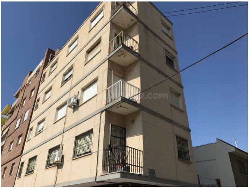Se vende Piso OKUPADO en Ruben Dario ( Barrio Peral ) 24 Car - foto 3