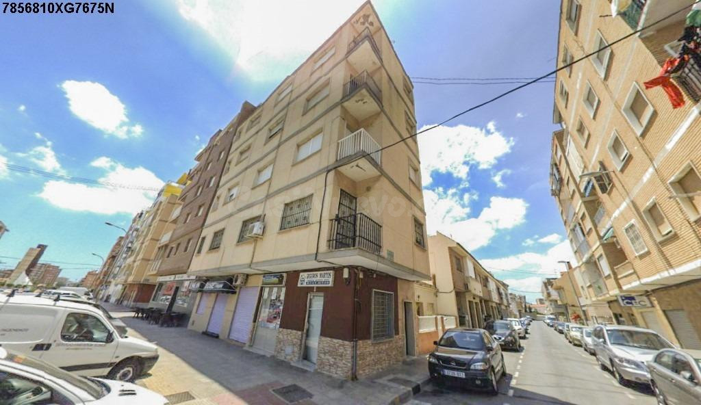 Se vende Piso OKUPADO en Ruben Dario ( Barrio Peral ) 24 Car - foto 4