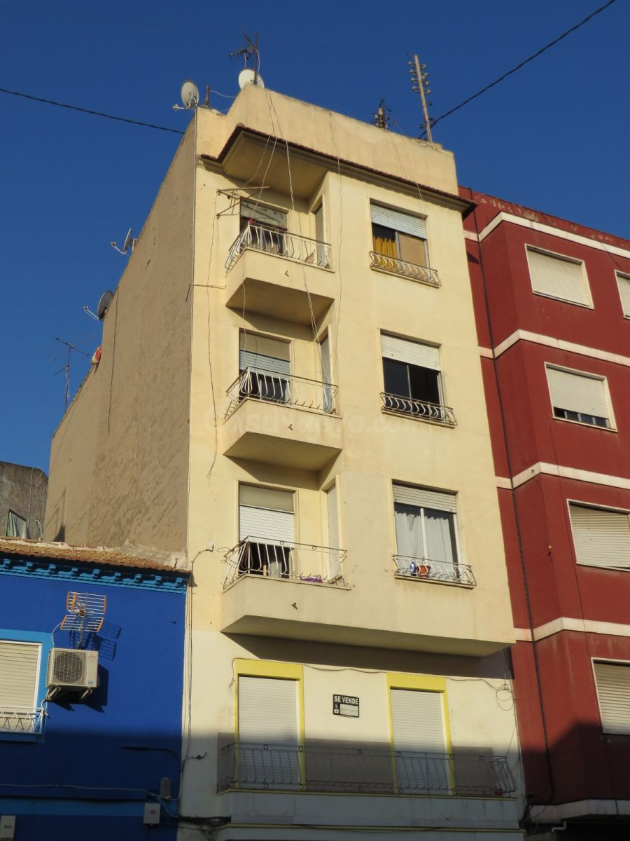Se vende Piso OKUPADO en Torre De Romo 102 Murcia, (Murcia).
