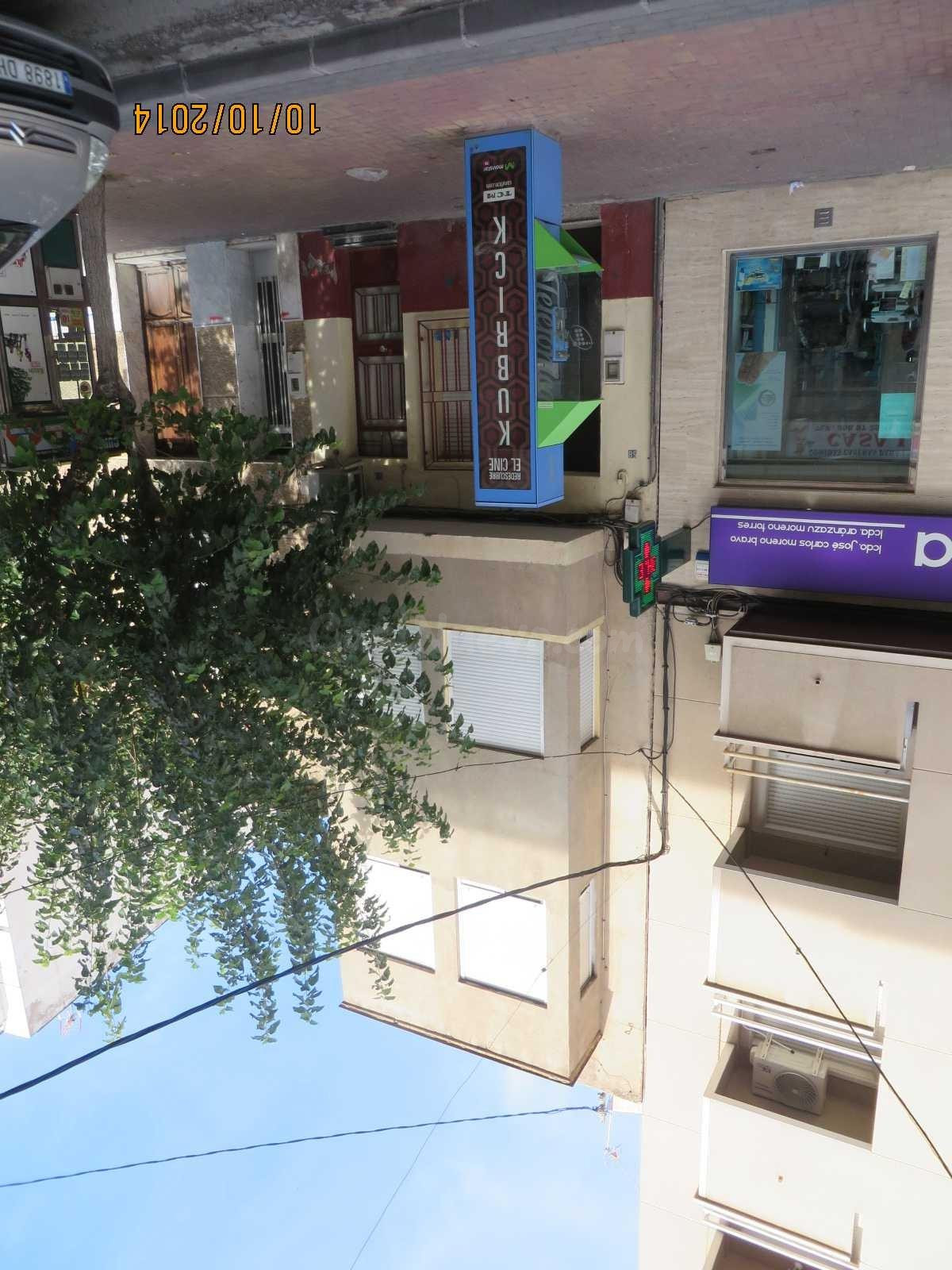 Se vende Piso OKUPADO en Calvario 54 Murcia, (Murcia). - foto 4