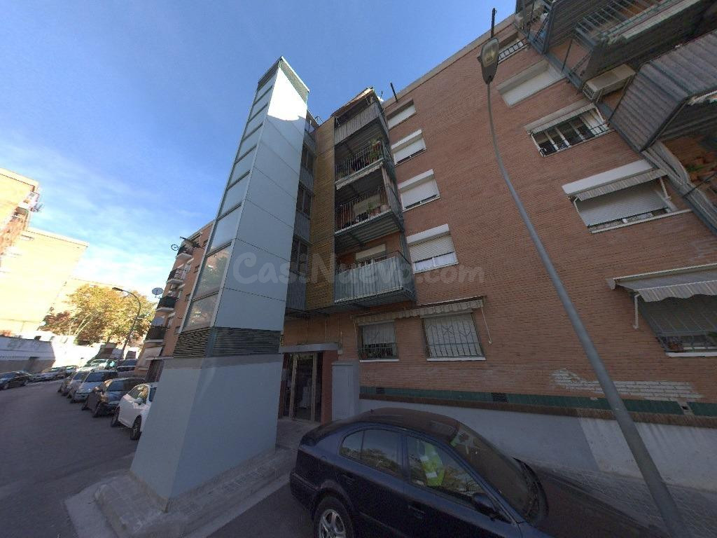 Se vende Piso OKUPADO en Mas Del Canals 8 Sabadell, (Barcelo - foto 4