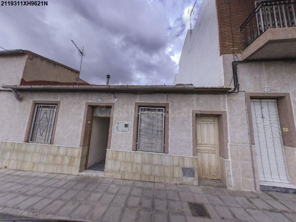 Se vende Casa Adosada OKUPADA en Maestro Serrano 20 Elda, (A - foto 4