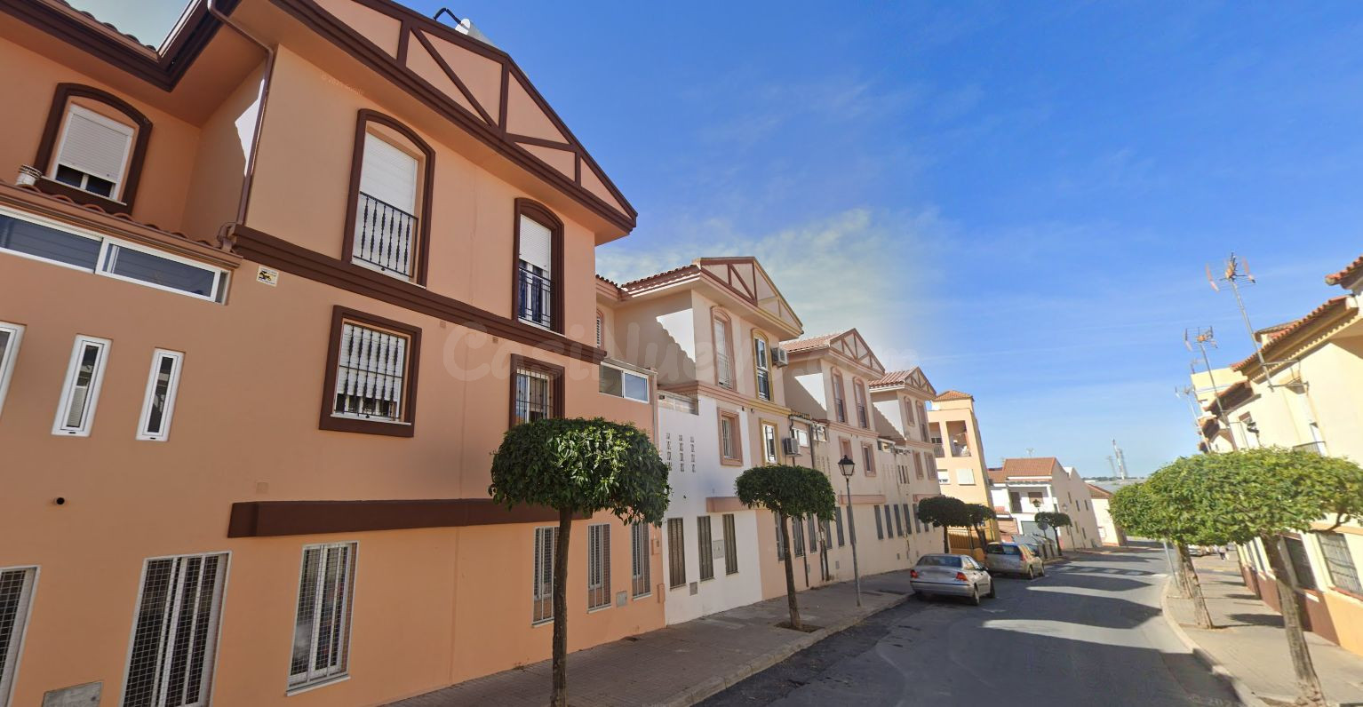 Se vende Piso OKUPADO en Calle Calle El Portil 9 Lepe, (Huel - foto 2