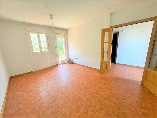 Se vende Casa Adosada OKUPADA en Calle Cerrillo 31 Hormigos, - foto 3