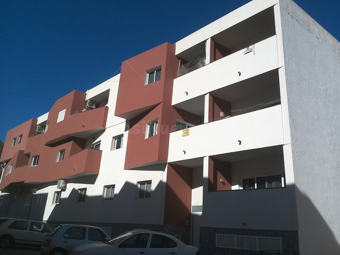 Se vende Piso OKUPADO en Calle General Franco 17 Mogán, (Las Palmas).
