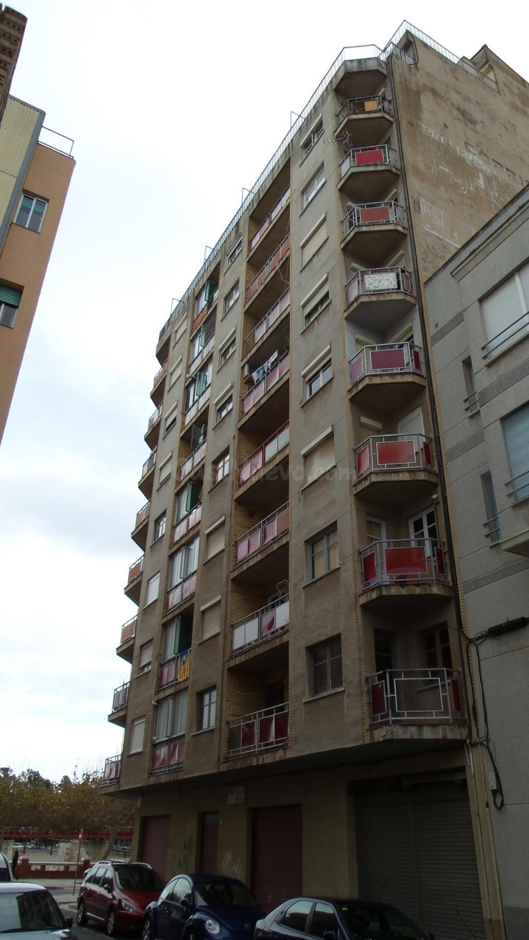 Se vende Piso OKUPADO en paseo DEL EBRE 64 Tortosa, (Tarragona).