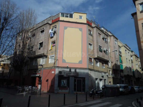 Se vende Piso OKUPADO en Roviralta 5 Santa Coloma de Gramene - foto 2