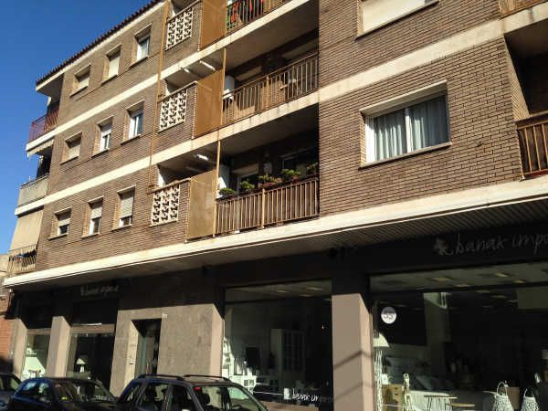 Se vende Piso OKUPADO en Torrent 2 Terrassa, (Barcelona).
