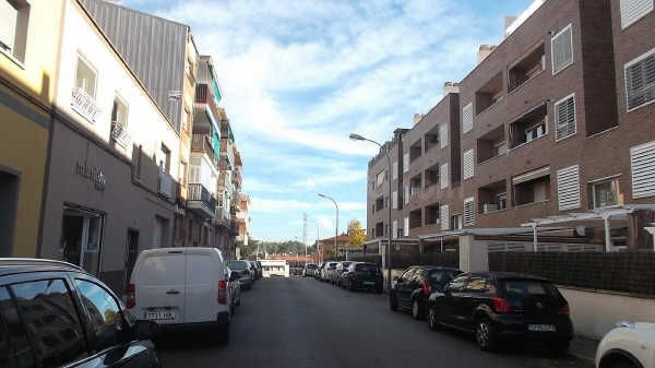 Se vende Piso OKUPADO en Bidasoa 4 Terrassa, (Barcelona). - foto 3