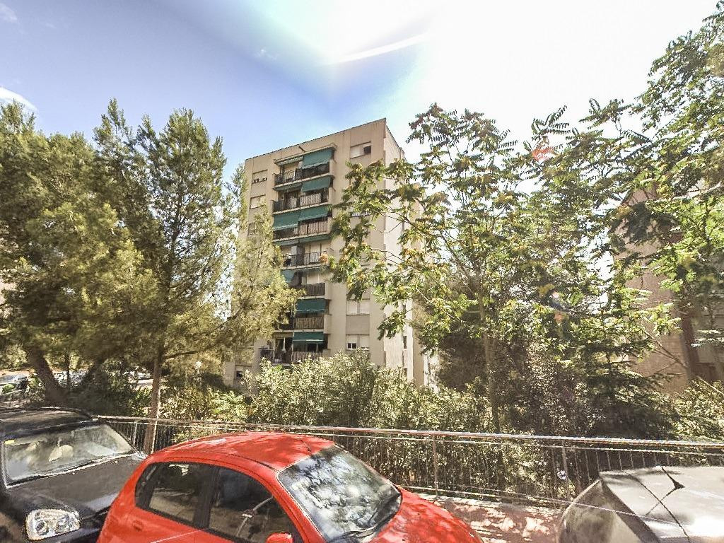 Se vende Piso OKUPADO en Agudes 10-12 Barcelona, (Barcelona).