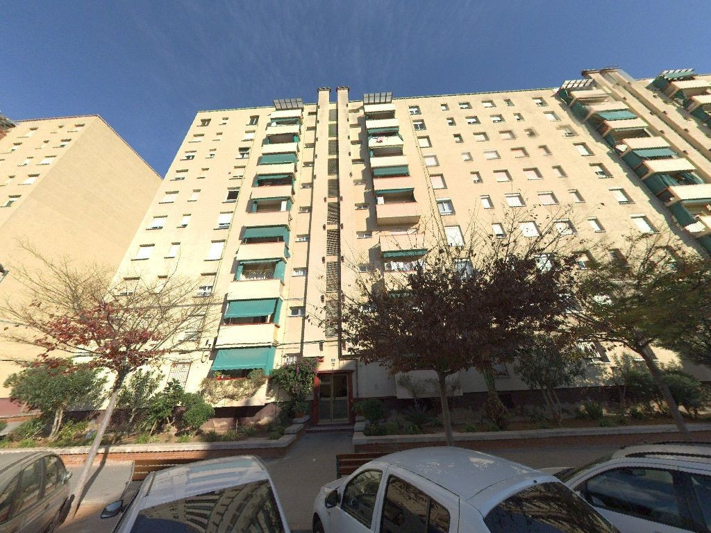 Se vende Piso OKUPADO en Aprestadors 11 Sabadell, (Barcelona - foto 3