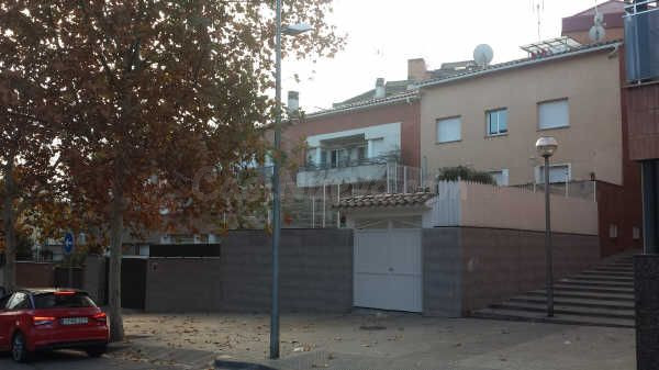 Se vende Piso OKUPADO en Plaute 1 Sabadell, (Barcelona). - foto 3