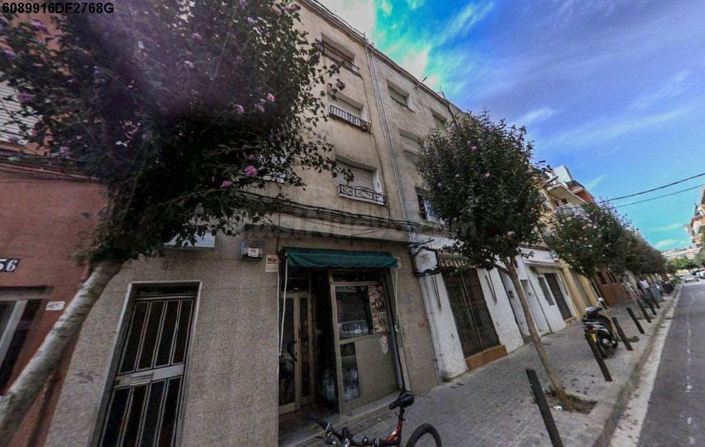 Se vende Piso OKUPADO en Campoamor 54 Hospitalet de Llobregat, (L') (Barcelona).