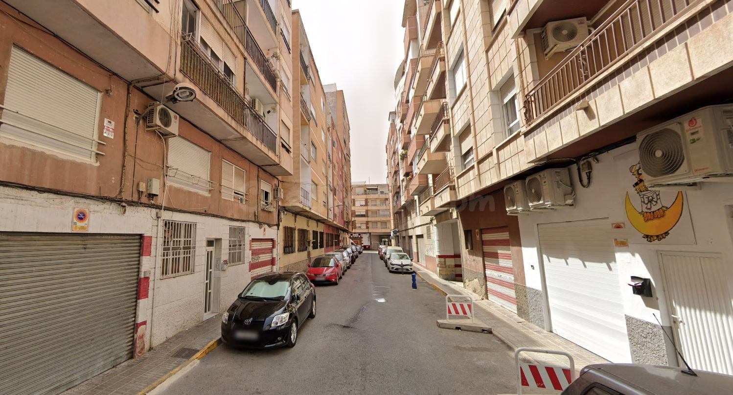 Se vende Piso OKUPADO en San Joaquin 6 Orihuela, (Alicante/A - foto 3