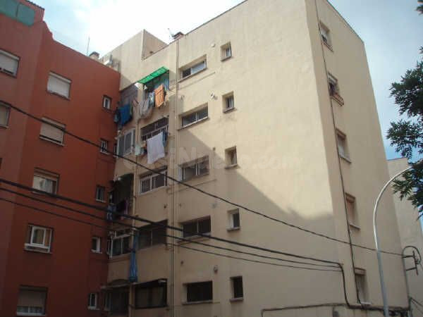Se vende Piso OKUPADO en Isabel La Catolica 78 Hospitalet de - foto 3