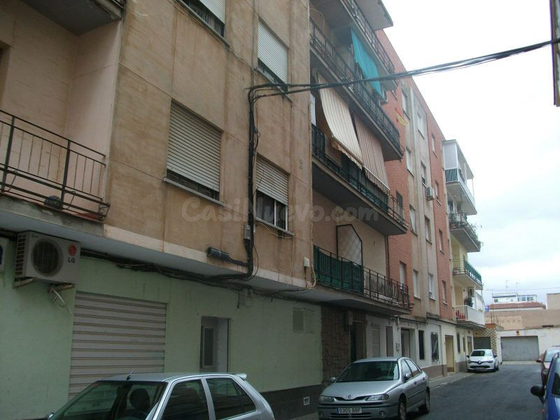 Se vende Piso OKUPADO en Almansa 8 Cartagena, (Murcia).
