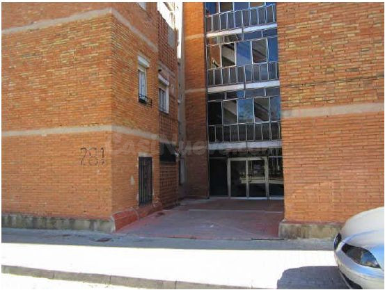 Se vende Piso OKUPADO en Espronceda 281 Sabadell, (Barcelona - foto 2