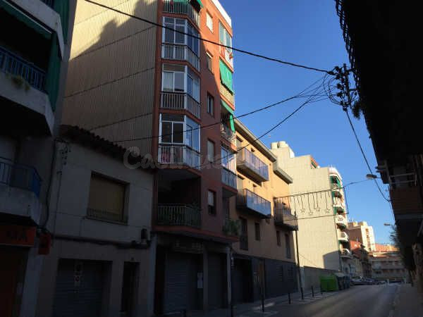 Se vende Piso OKUPADO en Calderon De La Barca 23 Rubí, (Barc - foto 2
