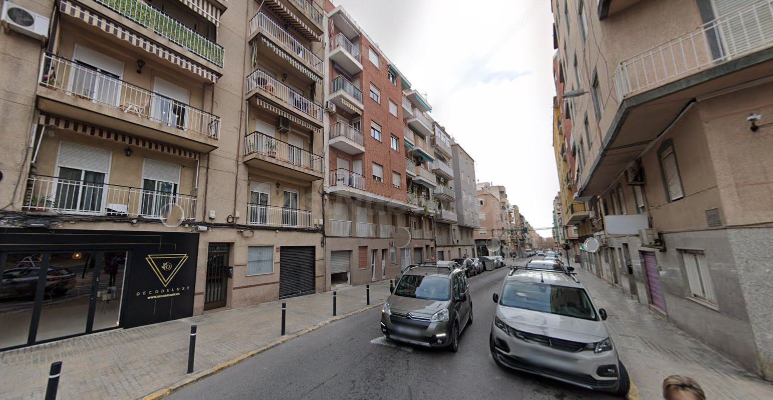 Se vende Piso OKUPADO en Antonio Pascual Quiles 3 Elche/Elx, - foto 2