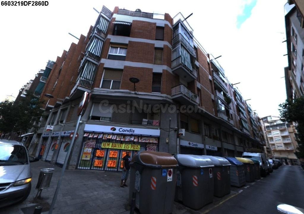 Se vende Piso OKUPADO en Joventut 91 Hospitalet de Llobregat - foto 4