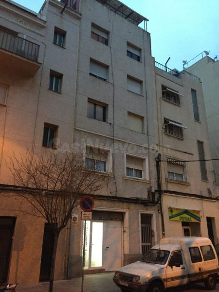 Se vende Piso OKUPADO en Iberia 24 Hospitalet de Llobregat, (L') (Barcelona).