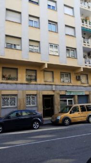 Se vende Piso OKUPADO en Ntra. Sra. Dels Angels 11 Ripollet, - foto 2