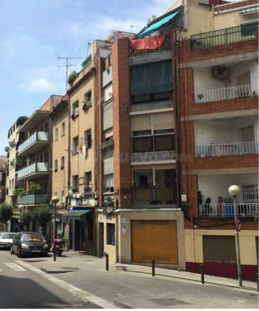 Se vende Piso OKUPADO en Calderon de la Barca 45 de Badalona - foto 3