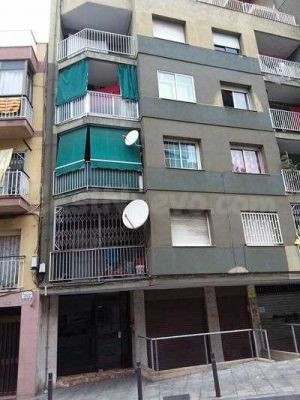 Se vende Piso OKUPADO en Circumval.Lacio 107 Santa Coloma de - foto 3