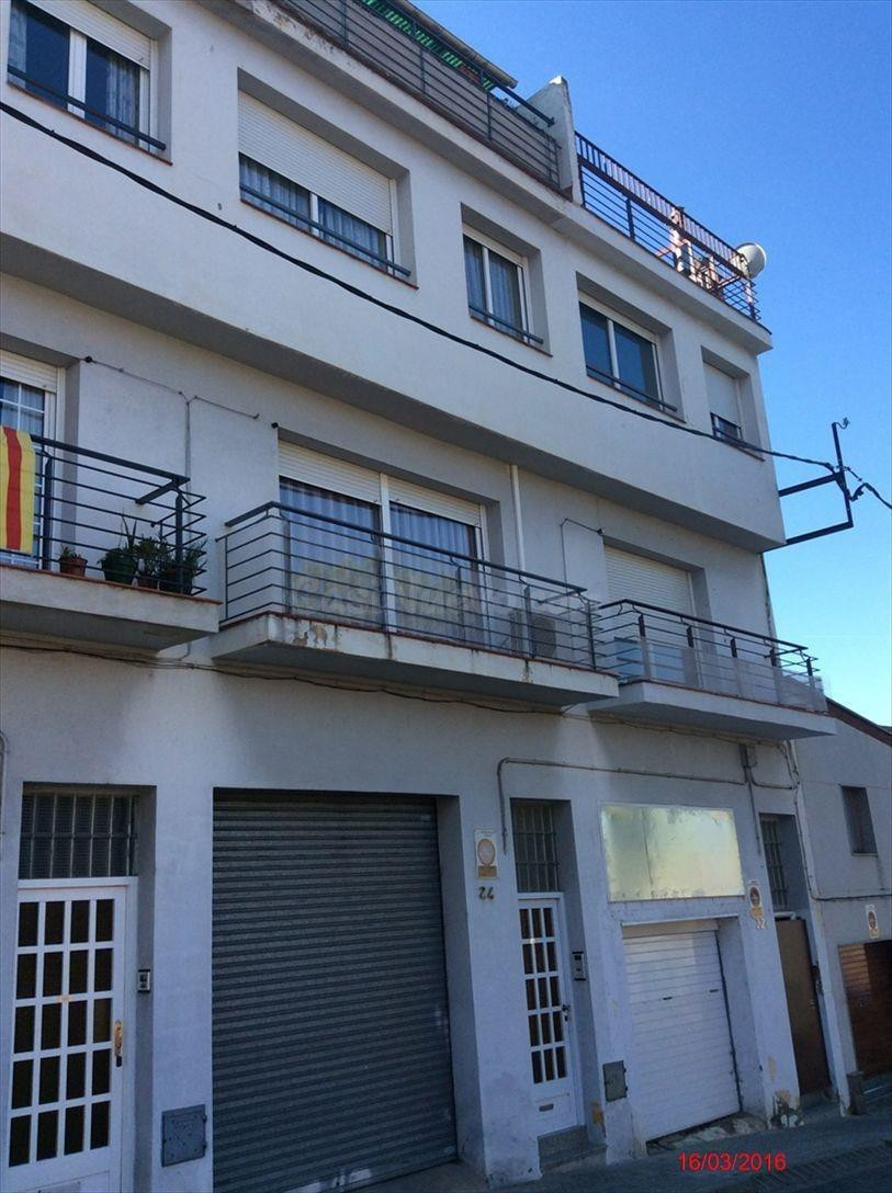 Se vende Piso OKUPADO en Calle Calle Goya 24 Sant Vicenç de  - foto 4