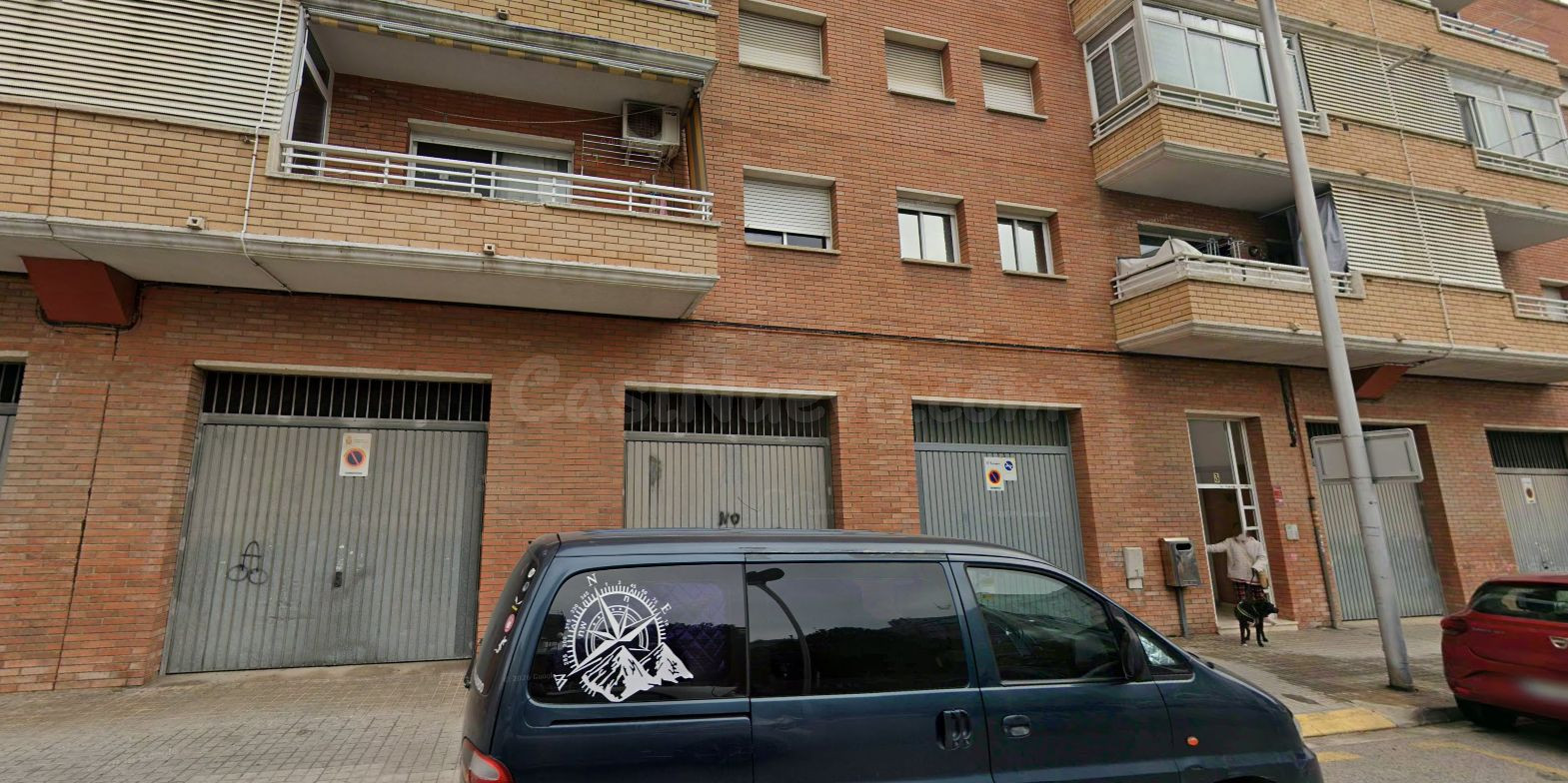Se vende Piso OKUPADO en Calle Riu Llobregat 4 Tarragona, (Tarragona).