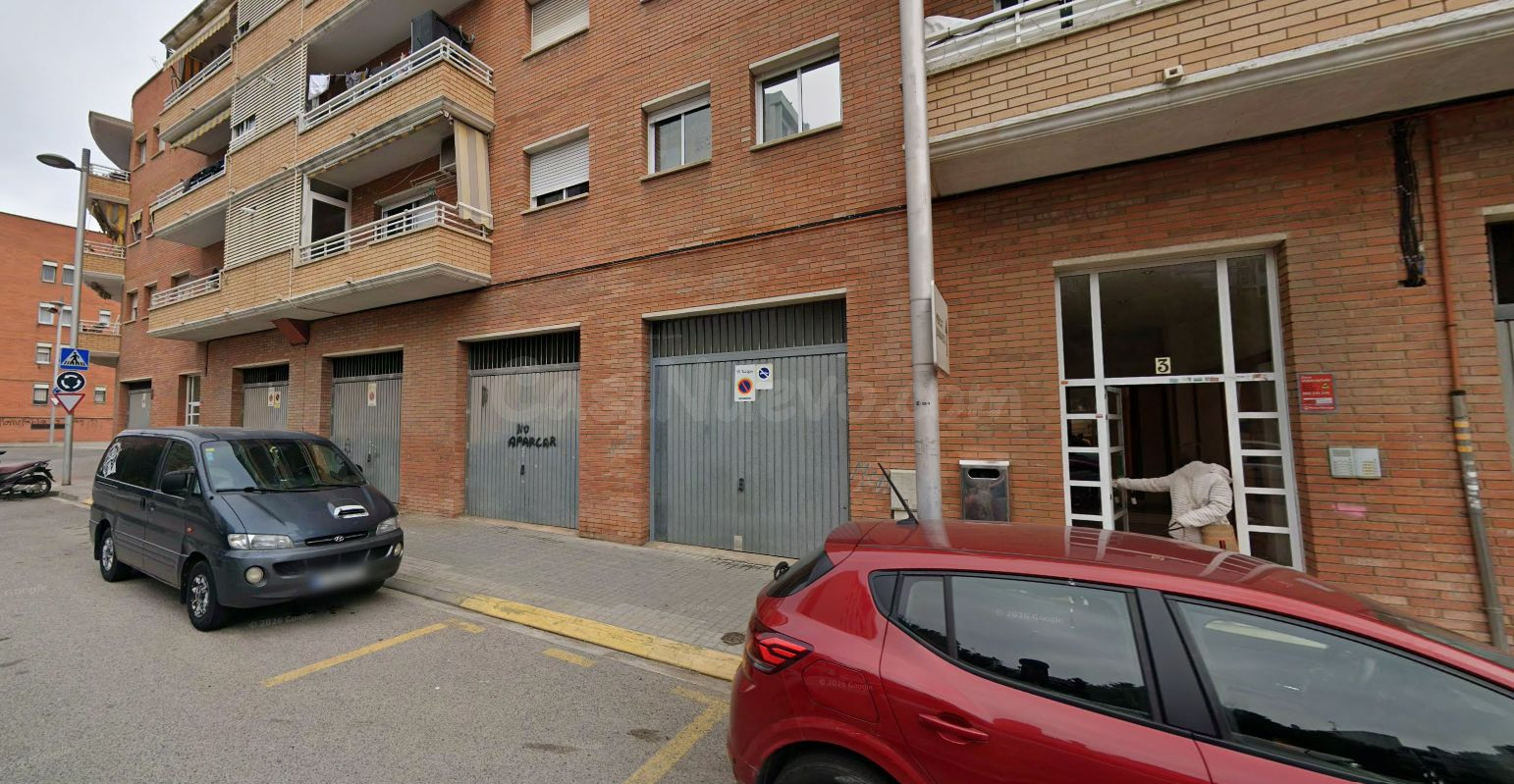 Se vende Piso OKUPADO en Calle Riu Llobregat 4 Tarragona, (T - foto 3