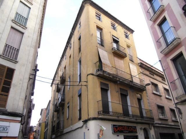 Se vende Piso OKUPADO en Calle Sant Francesc 1 Manresa, (Barcelona).